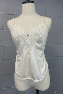 Vintage 1970s Maidenfom Chantilly White Nylon Lace Camisole Tops Size 34 Small
